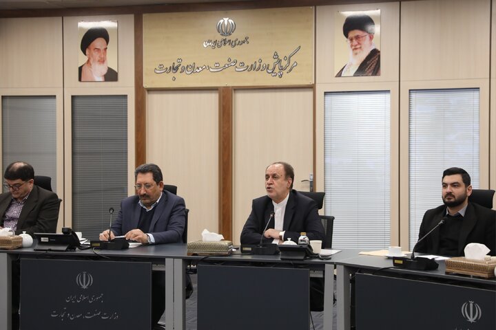 بهبود وضعیت اقتصادی مهمترین موضوع کشور است