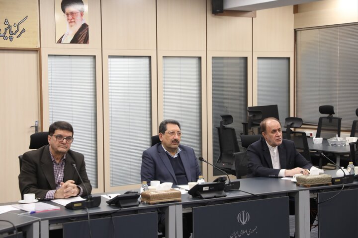 سخنراني  حمید رضا حاجی بابایی در نشست وبیناری کمیته بزرگداشت ۴۷ سالگرد پیروزی انقلاب اسلامی در وزارت صمت