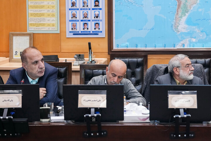 نشست دوشنبه ۲۹ دی کمیسیون شوراها مجلس با حضور وزیر اطلاعات