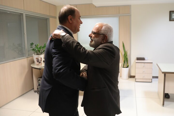 حضور حمید رضا حاجی بابایی در اولین نشست کمیته همیاری نهادهای حمایتی ستاد مرکزی دهه فجر انقلاب اسلامی