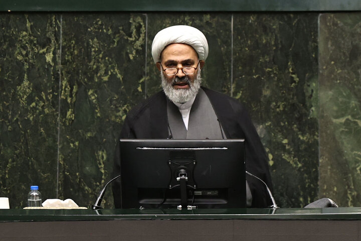 ناطقان میان دستور جلسه علنی سه شنبه 30 دی ماه مجلس