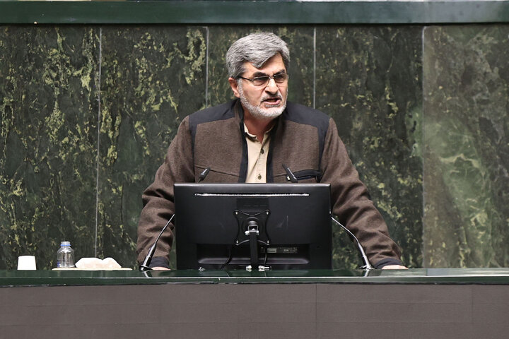 ناطقان میان دستور جلسه علنی سه شنبه 30 دی ماه مجلس