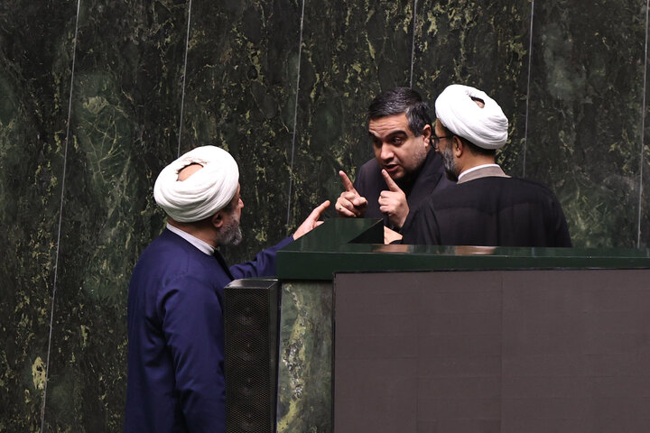 نشست علنی 30 دی ماه مجلس شورای اسلامی