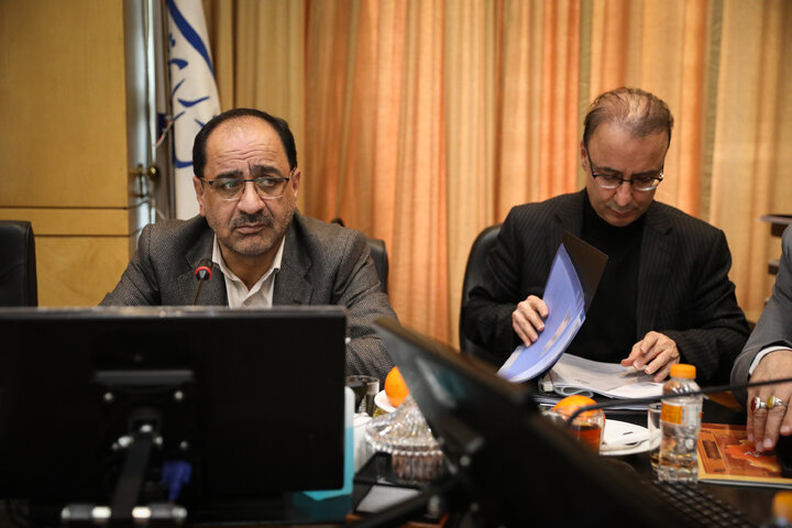 نشست کمیسیون صنایع با حضور وزیر ارتباطات