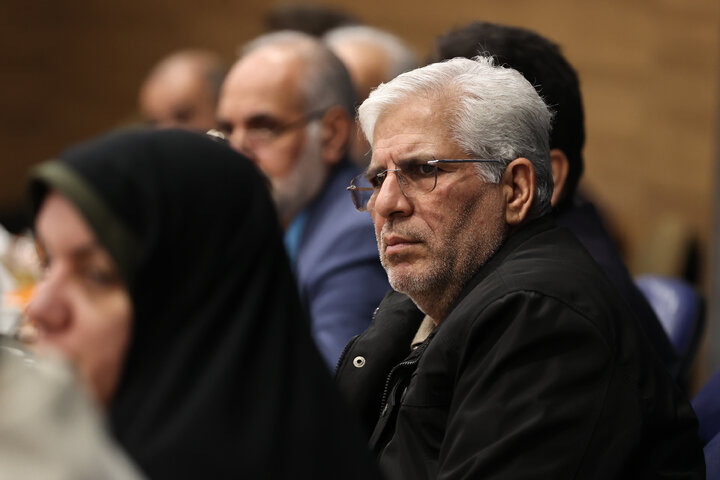 حضور حاجی بابایی در نشست ستاد عالی بزرگداشت دهه فجر  استان گلستان