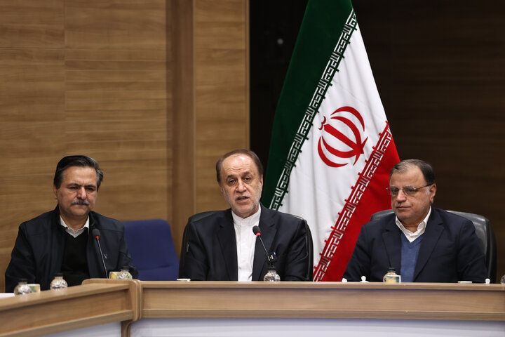 حضور حاجی بابایی در نشست ستاد عالی بزرگداشت دهه فجر  استان گلستان