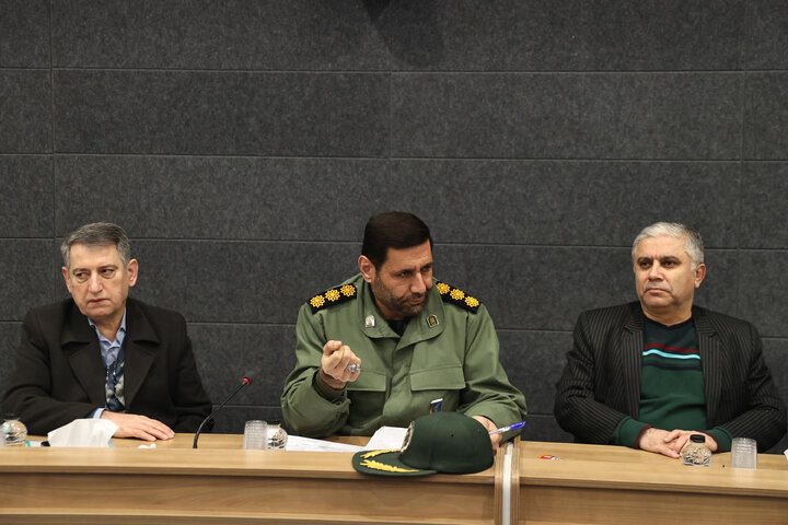 حضور حاجی بابایی در نشست ستاد عالی بزرگداشت دهه فجر  استان گلستان