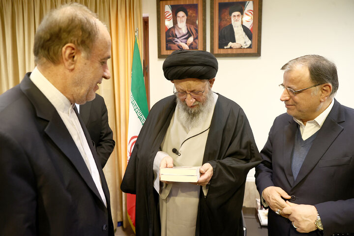 دیدار حمیدرضا حاجی بابایی نایب رئیس مجلس با آیت‌الله نور مفیدی نماینده ولی فقیه در استان گلستان