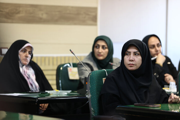 حضور حاجی بابایی نایب رئیس مجلس در شورای عالی آموزش و پرورش شهرستان علی آباد کتول