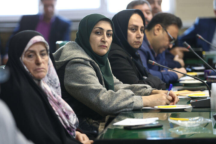 حضور حاجی بابایی نایب رئیس مجلس در شورای عالی آموزش و پرورش شهرستان علی آباد کتول