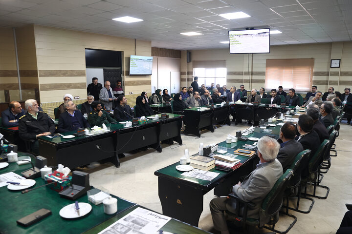 حضور حاجی بابایی نایب رئیس مجلس در شورای عالی آموزش و پرورش شهرستان علی آباد کتول