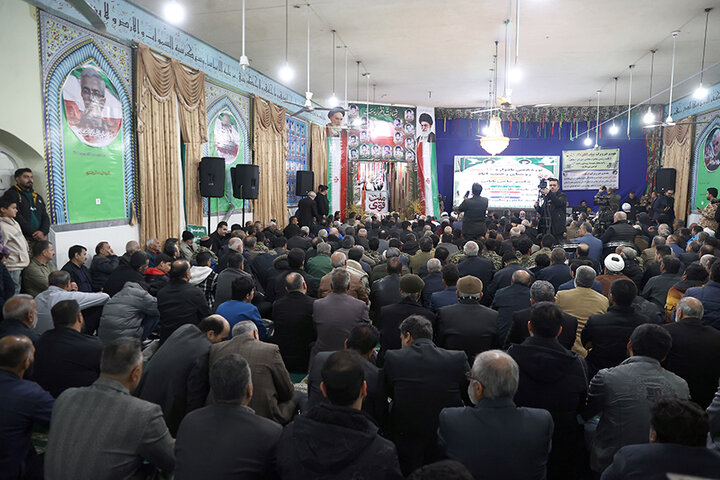 حضور دکتر حاجی‌بابایی در یادواره شهدای روستای رحمت‌آباد کتول