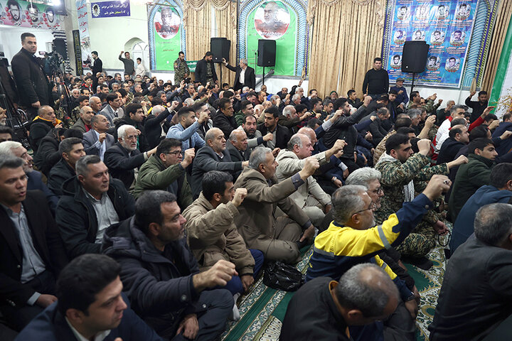 حضور دکتر حاجی‌بابایی در یادواره شهدای روستای رحمت‌آباد کتول