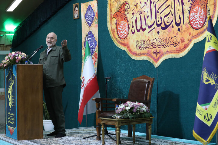 حضور رئیس مجلس شورای اسلامی در جمع پاسداران یگان حفاظت مجلس