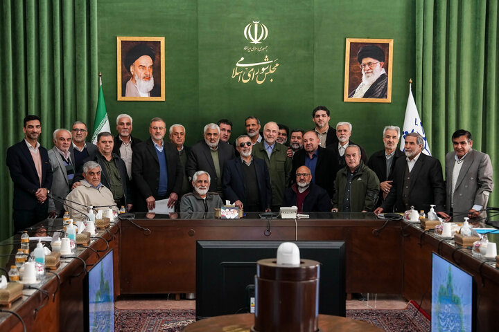 دیدار جمعی از جانبازان و ایثارگران با دکتر قالیباف