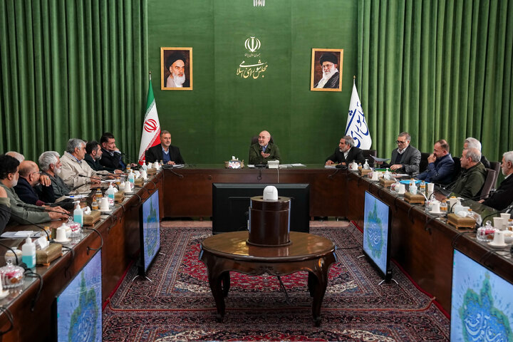 دیدار جمعی از جانبازان و ایثارگران با دکتر قالیباف