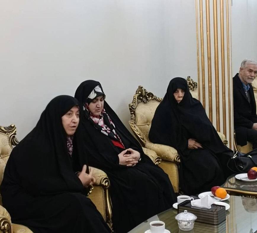 نقش بیبدیل زنان در نهضت انقلاب اسلامی/ بانوان ایرانی با صبر و تربیت نسل انقلابی ستونهای اصلی این نهضت را شکل دادند