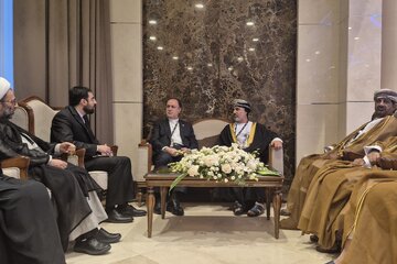 ترامپ با دیدگاه فرعونی به دنبال نابودی استقلال ملت‌هاست