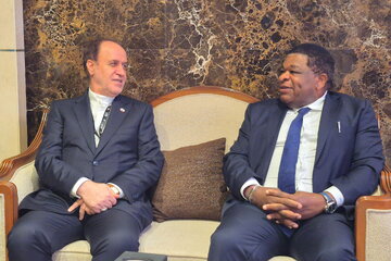 حاجی بابایی: عواقب هرگونه تعرض به ایران با شخص ترامپ است