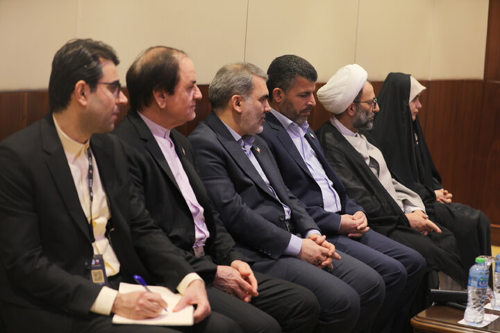 دیدار حمیدرضا حاجی بابایی نایب رئیس مجلس و کریانگکرای سیریراک نایب رئیس سنای تایلند