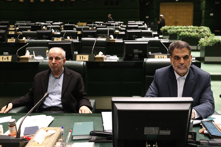 نشست نوبت صبح دوشنبه 6 بهمن ماه کمیسیون تلفیق بودجه 1405