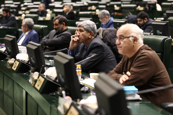 نشست نوبت صبح دوشنبه 6 بهمن ماه کمیسیون تلفیق بودجه 1405