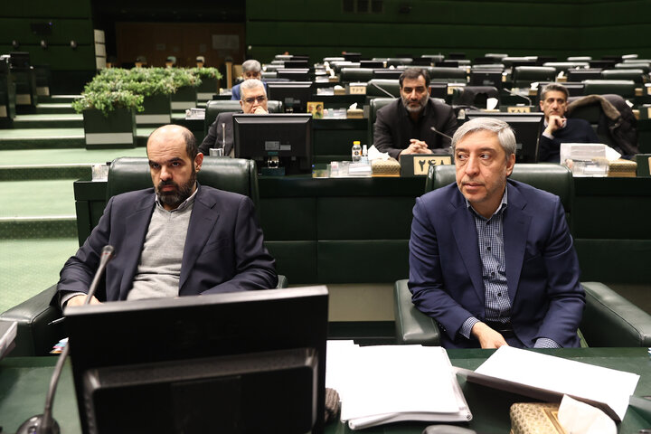 نشست نوبت صبح دوشنبه 6 بهمن ماه کمیسیون تلفیق بودجه 1405