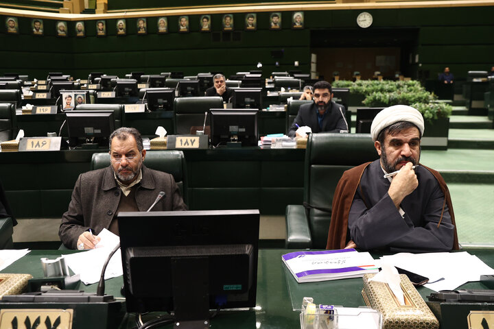 نشست نوبت صبح دوشنبه 6 بهمن ماه کمیسیون تلفیق بودجه 1405