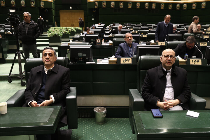 نشست نوبت صبح دوشنبه 6 بهمن ماه کمیسیون تلفیق بودجه 1405