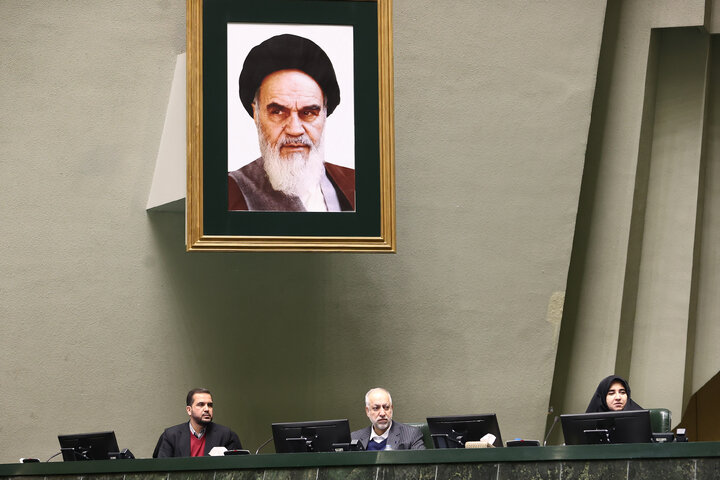 نشست نوبت صبح دوشنبه 6 بهمن ماه کمیسیون تلفیق بودجه 1405