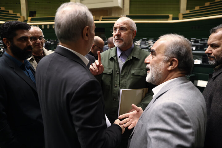 نشست نوبت صبح دوشنبه 6 بهمن ماه کمیسیون تلفیق بودجه 1405