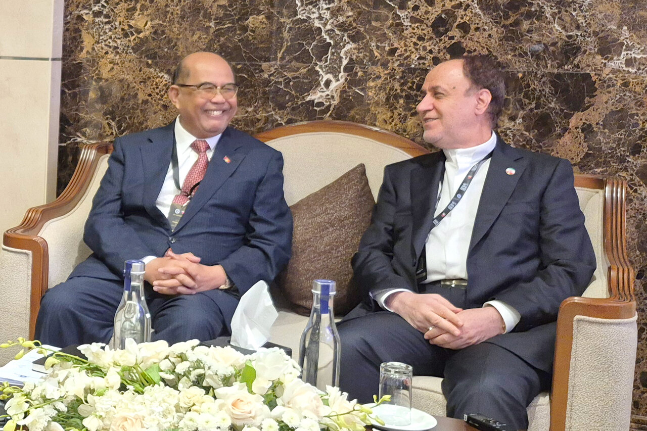 آمریکا با برنامههای ترامپ راه به جایی نخواهد برد