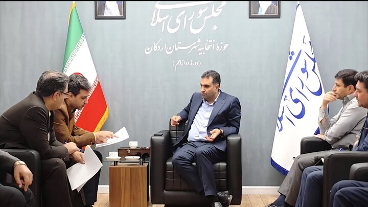 تامین اعتبار ۱۰۰ میلیارد تومانی برای تکمیل راه‌های حاجی‌آباد زرین و خلیل‌آباد