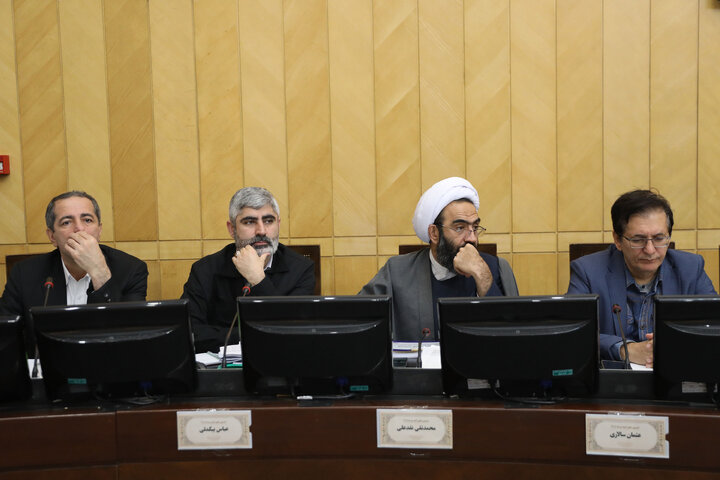 نشست نوبت صبح چهار شنبه 8 بهمن ماه کمیسیون تلفیق بودجه ۱۴۰۵