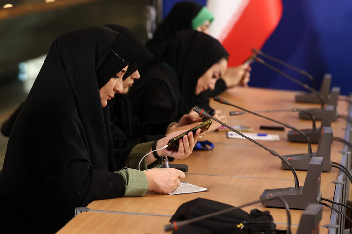 نشست خبری چهارشنبه 8 بهمن سخنگوی هیات رئیسه مجلس