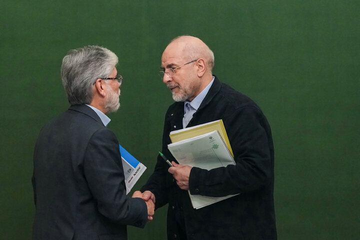 دیدار جمعی از رؤسای دانشگاه‌های سراسر کشور با دکتر قالیباف