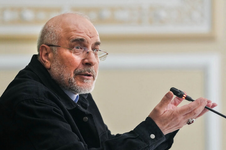 دیدار جمعی از رؤسای دانشگاه‌های سراسر کشور با دکتر قالیباف