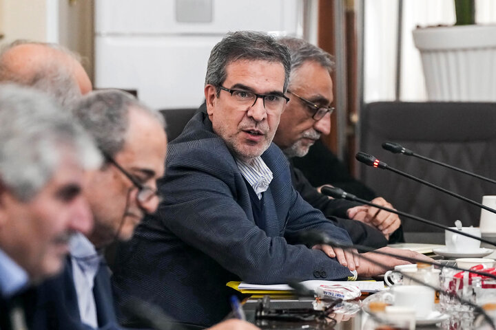 دیدار جمعی از رؤسای دانشگاه‌های سراسر کشور با دکتر قالیباف