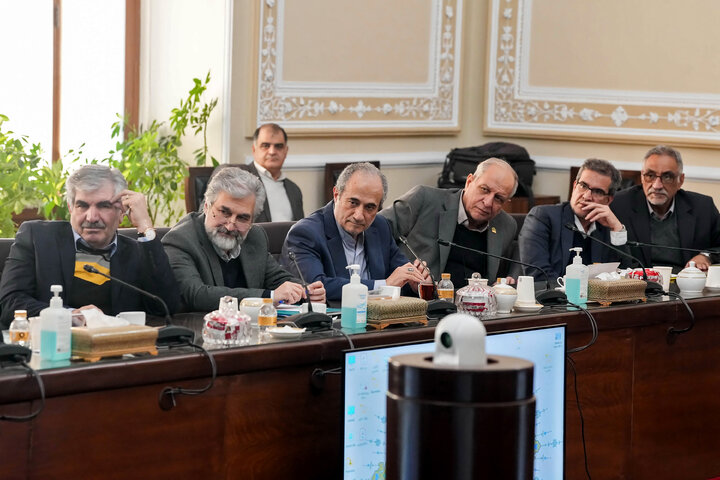 دیدار جمعی از رؤسای دانشگاه‌های سراسر کشور با دکتر قالیباف