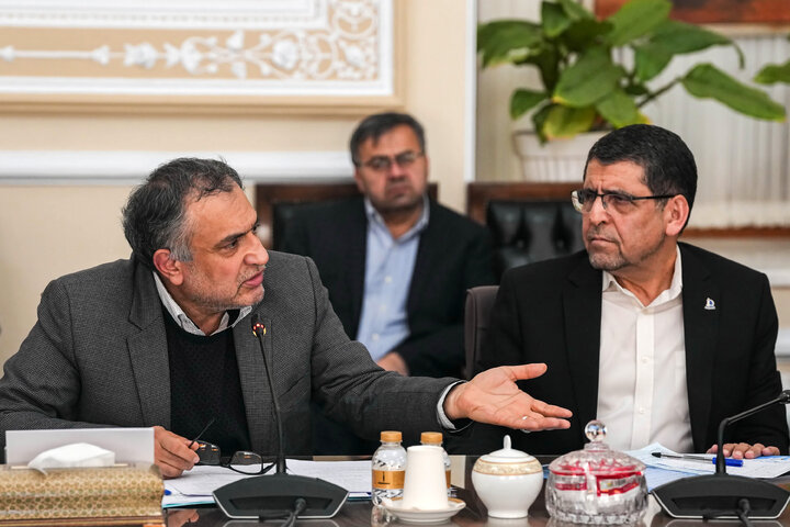 دیدار جمعی از رؤسای دانشگاه‌های سراسر کشور با دکتر قالیباف