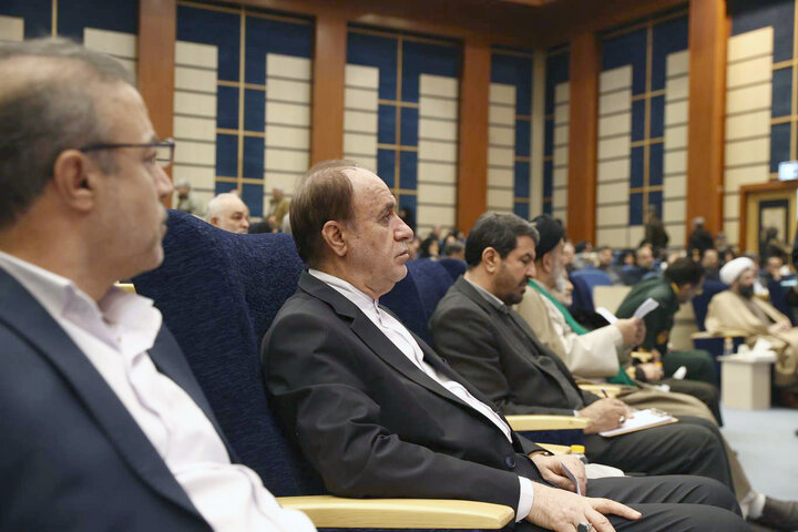 حاجی بابایی در همایش خادمان حضور استان همدان