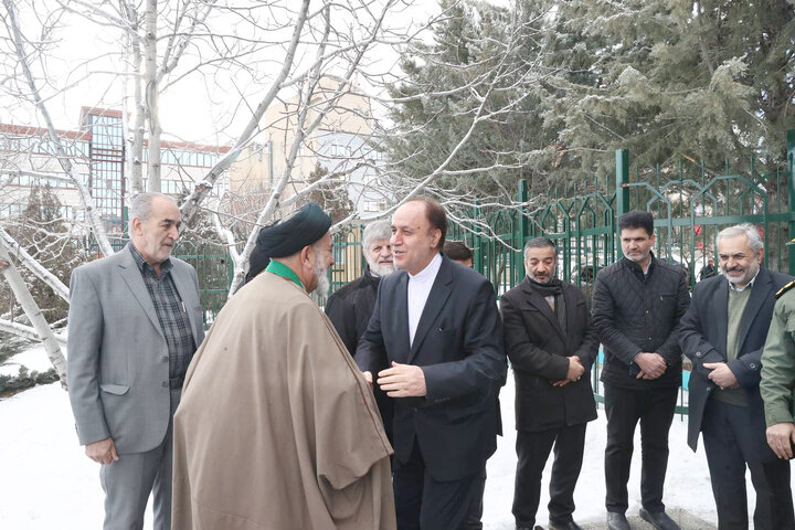 حاجی بابایی در همایش خادمان حضور استان همدان