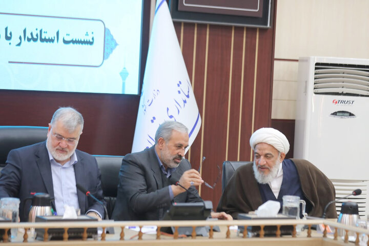 جلسه مشترک استاندار با مجمع نمایندگان استان تهران