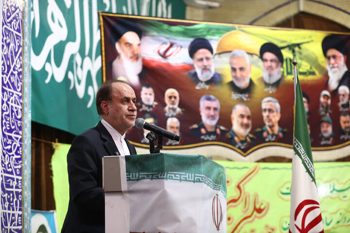 سخنرانی دکتر حاجی‌بابایی در جمع مردم کبودرآهنگ