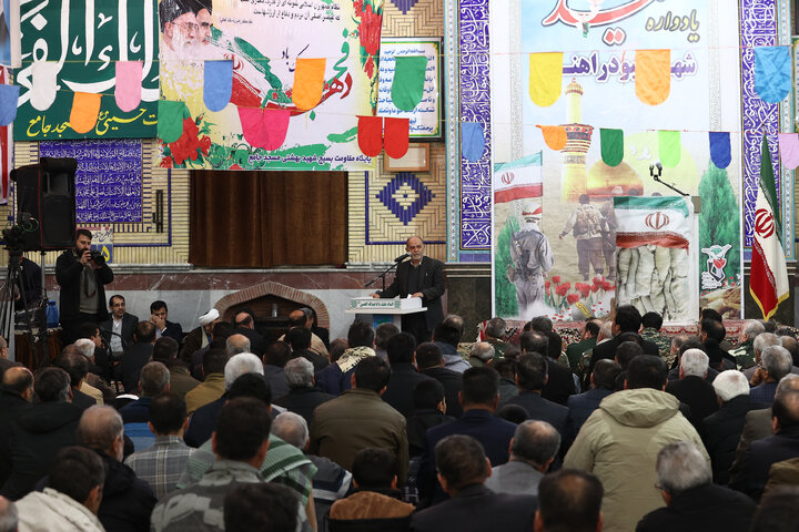 سخنرانی دکتر حاجی‌بابایی در جمع مردم کبودرآهنگ