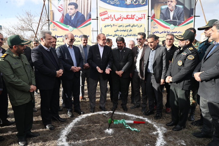 حضور دکتر حاجی‌بابایی در مراسم آيین کلنگ‌زنی اداره کل راه و شهرسازی استان همدان