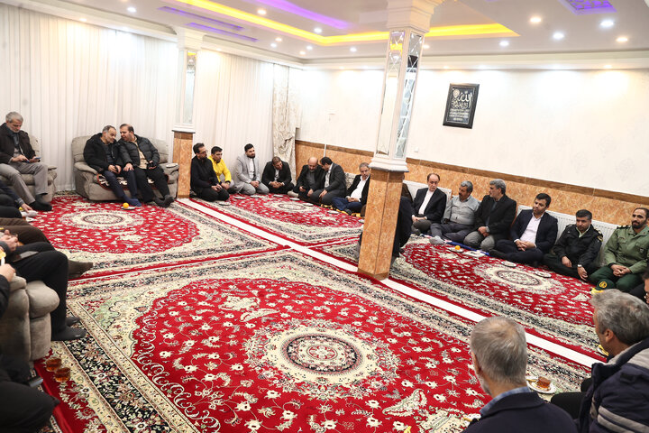 بازدید نائب‌رئیس مجلس از گلزار شهدای کبودرآهنگ استان همدان