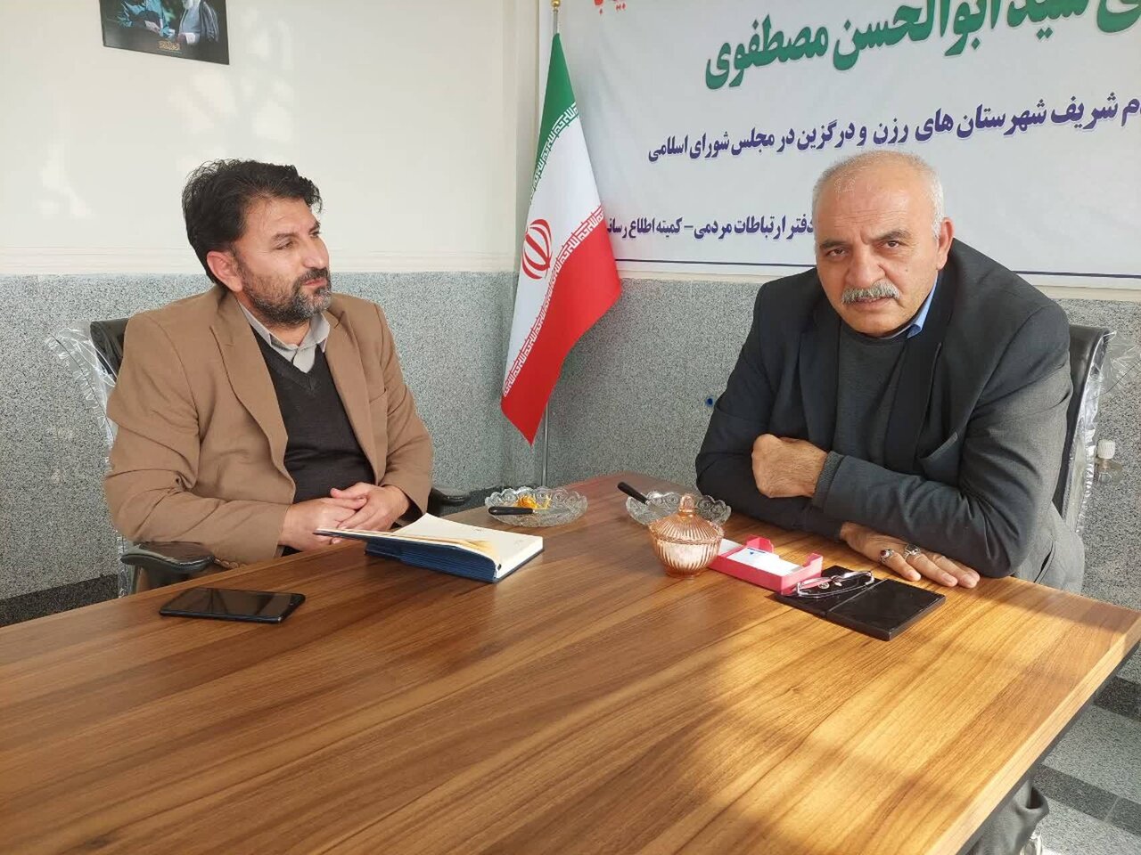 تأکید نماینده رزن و درگزین بر توسعه متوازن مناطق محروم و روستایی/ رفع محرومیتهای بغراطی نیازمند توجه ویژه دستگاههاست