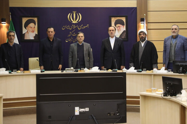 حضور حاجی بابایی در نشست شورای اداری استان زنجان