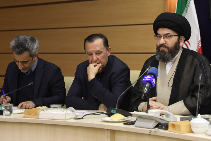 حضور حاجی بابایی در نشست شورای اداری استان زنجان